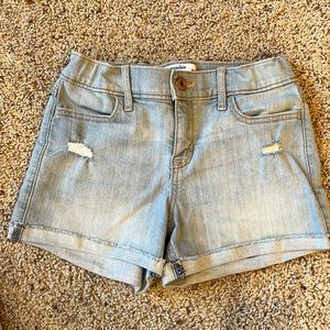 Abercrombie kids light wash shortie denim